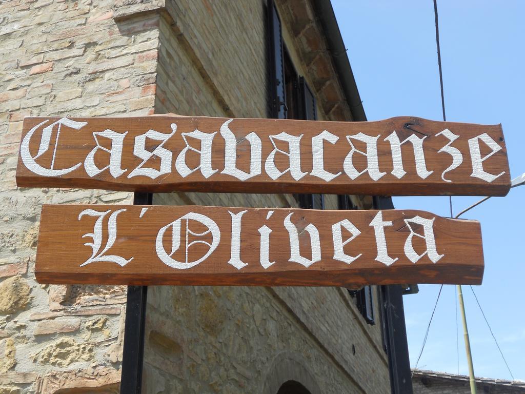 Casa Vacanze L'Oliveta Siena Bagian luar foto
