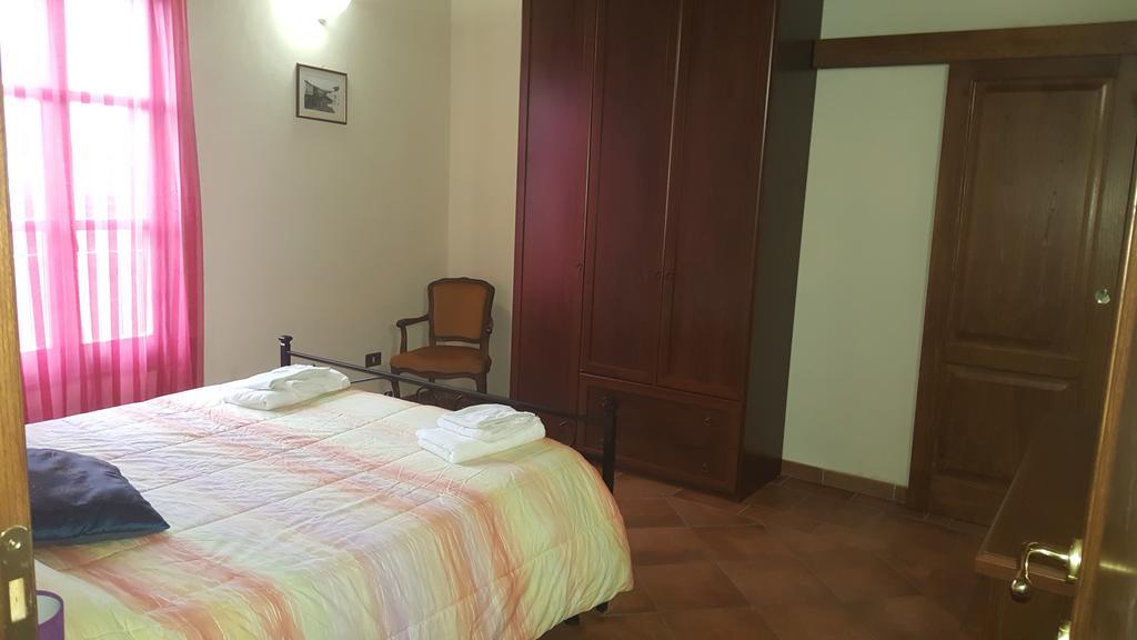 Casa Vacanze L'Oliveta Siena Bagian luar foto